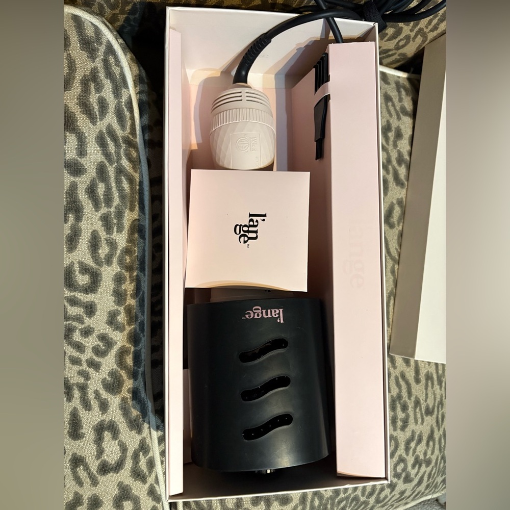 L'ange Hair Styling Tool Set in Black and White